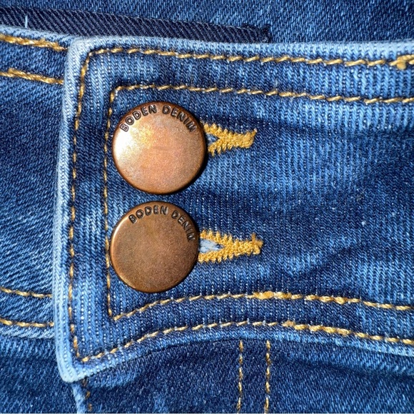 Boden Size 4 Dark Wash Wide Leg Cropped Jeans - Picture 6 of 7